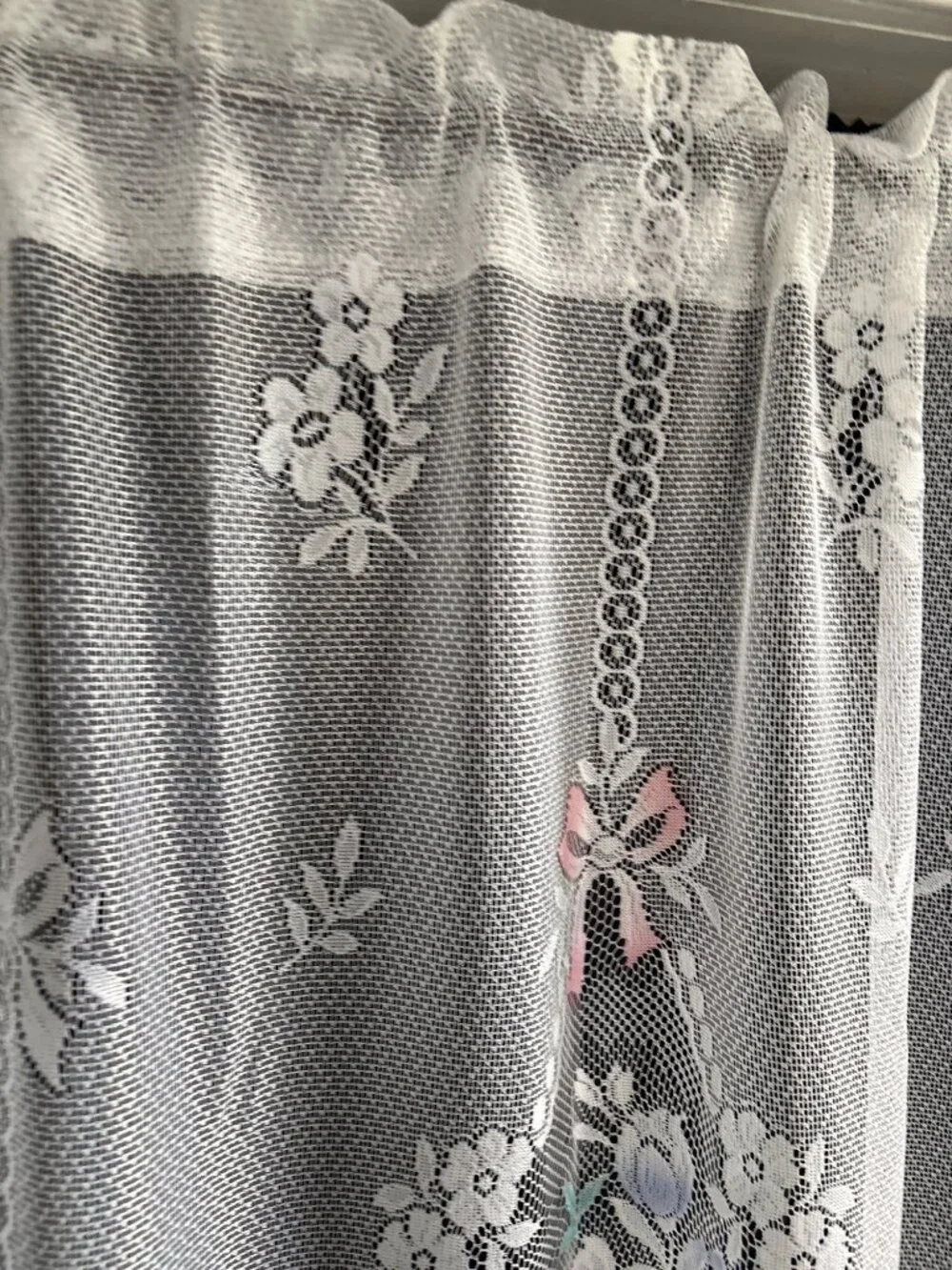 Floral Lace Curtain 60
